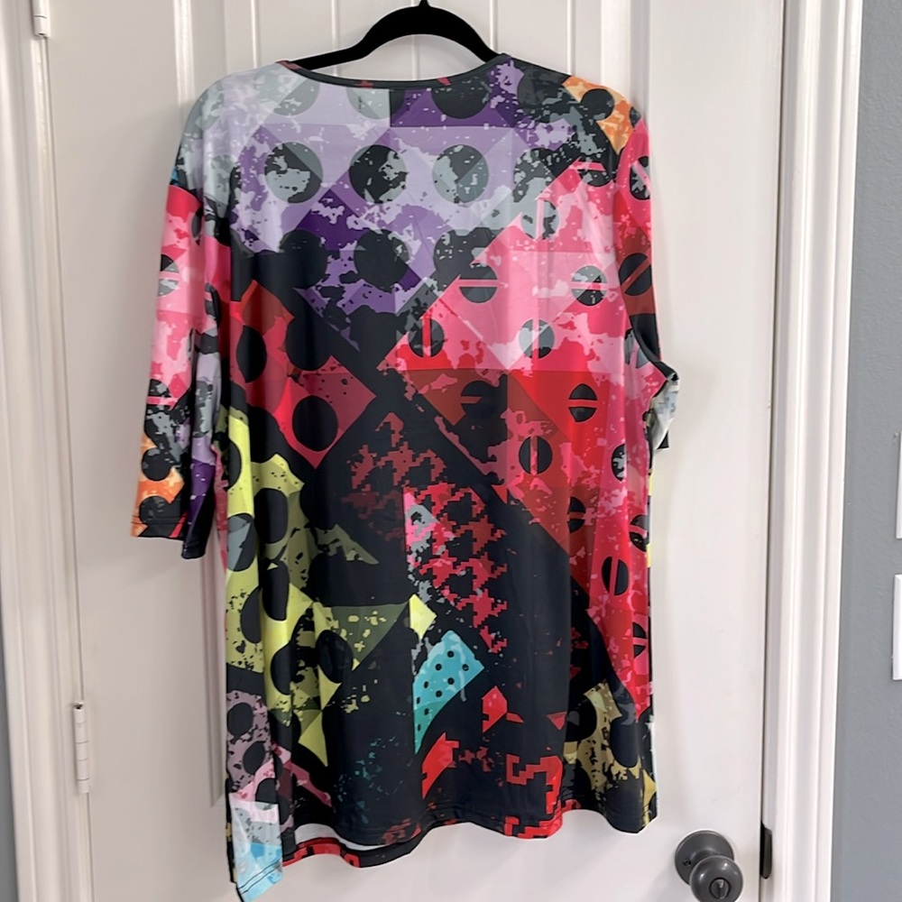 Colorful Abstract Women's Top - Picture 3 of 4